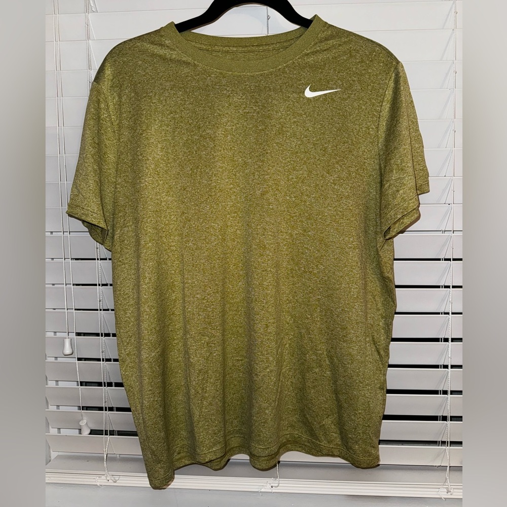 Nike Women’s Short Sleeve